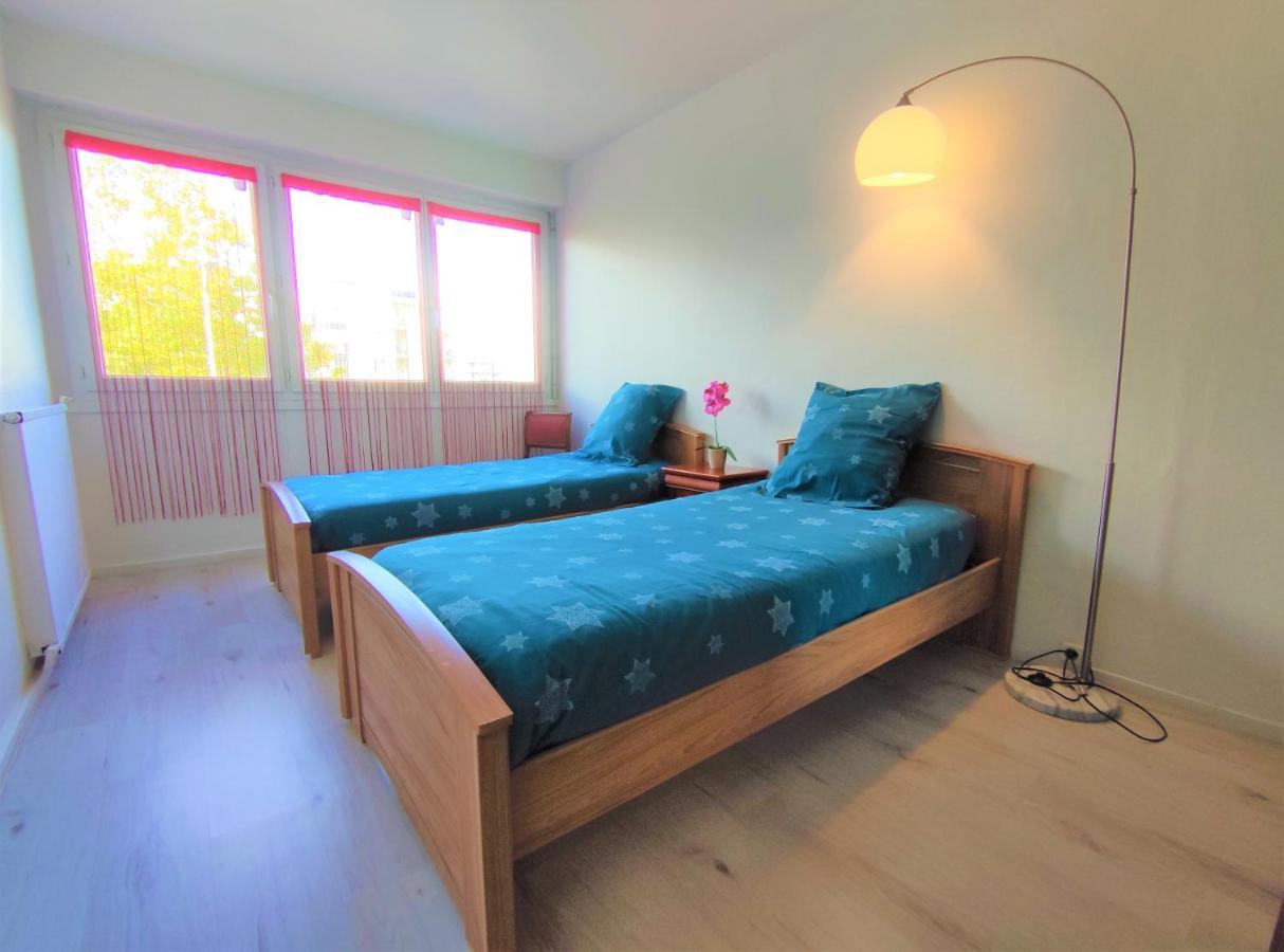 Appartement T3 Lumineux Et Tout Confort De 72 M2 Avec Parking Privatif La Rochelle  Exterior foto
